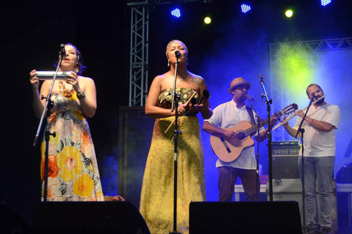 Grupo de Cultura popular, Araúna, reúne ritmos diversificados em show